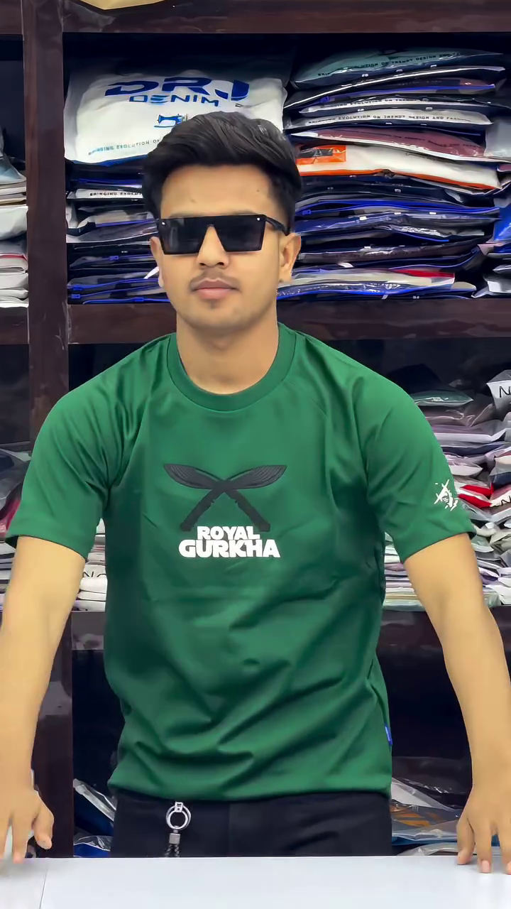 Men Peanuts Print Oversized T-shirt - Image 8